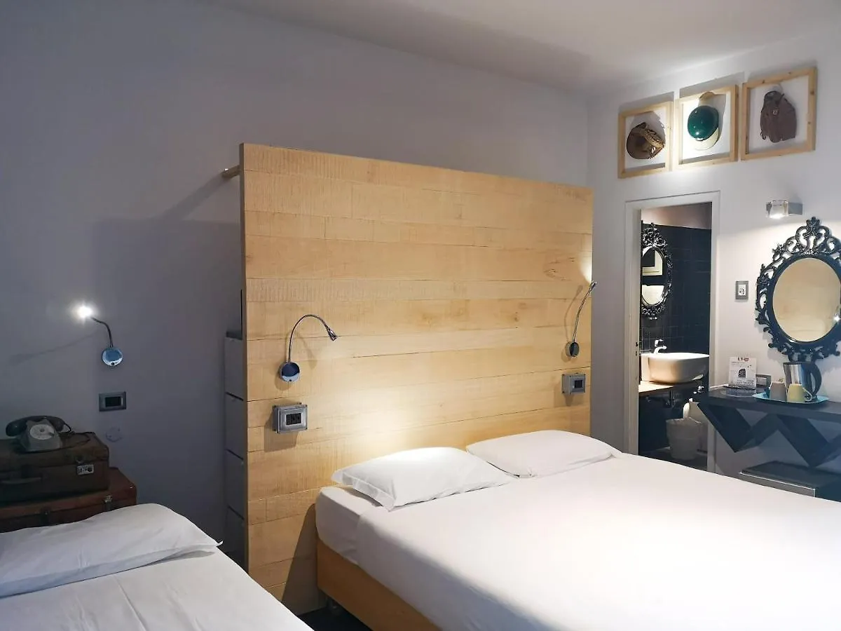 ***  Hotel Perla - The Storyhoteller Riccione İtalya