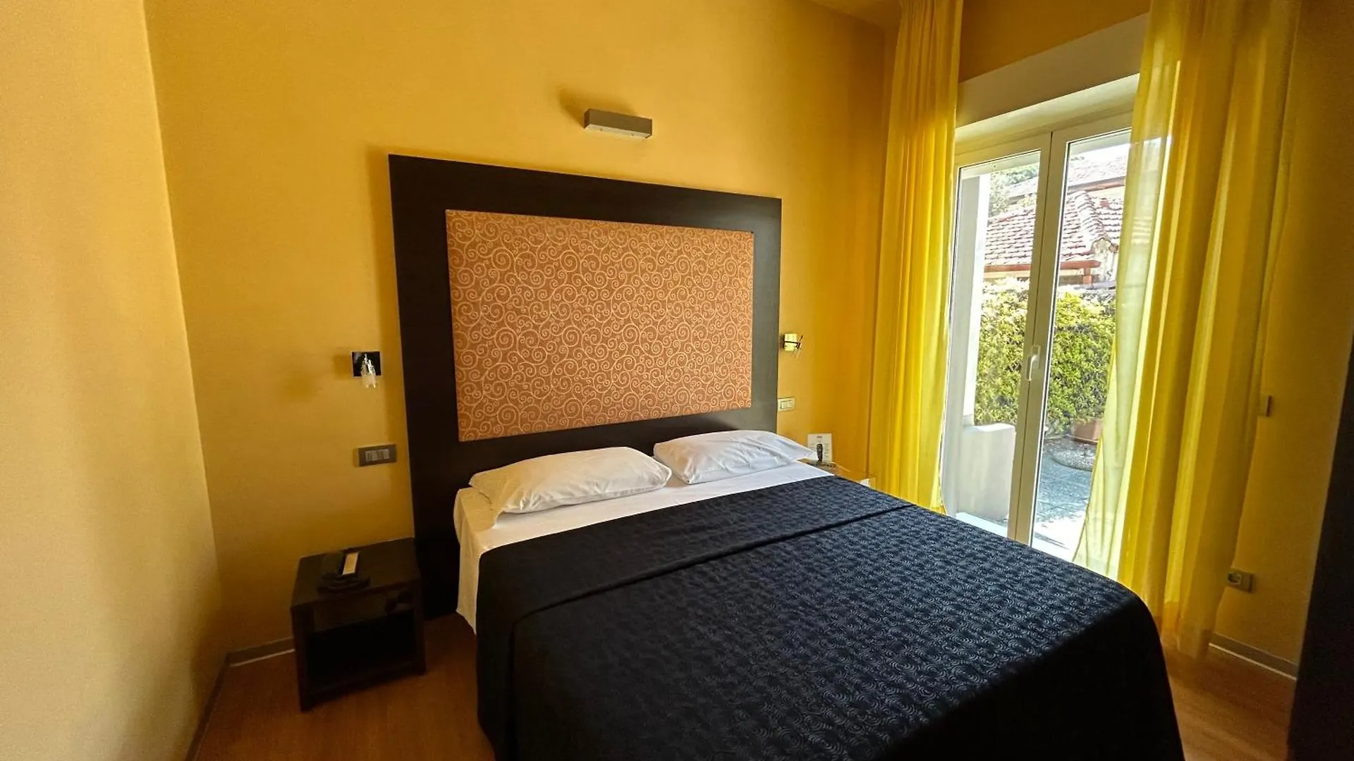 Hotel Perla - The Storyhoteller Riccione 3*,  İtalya